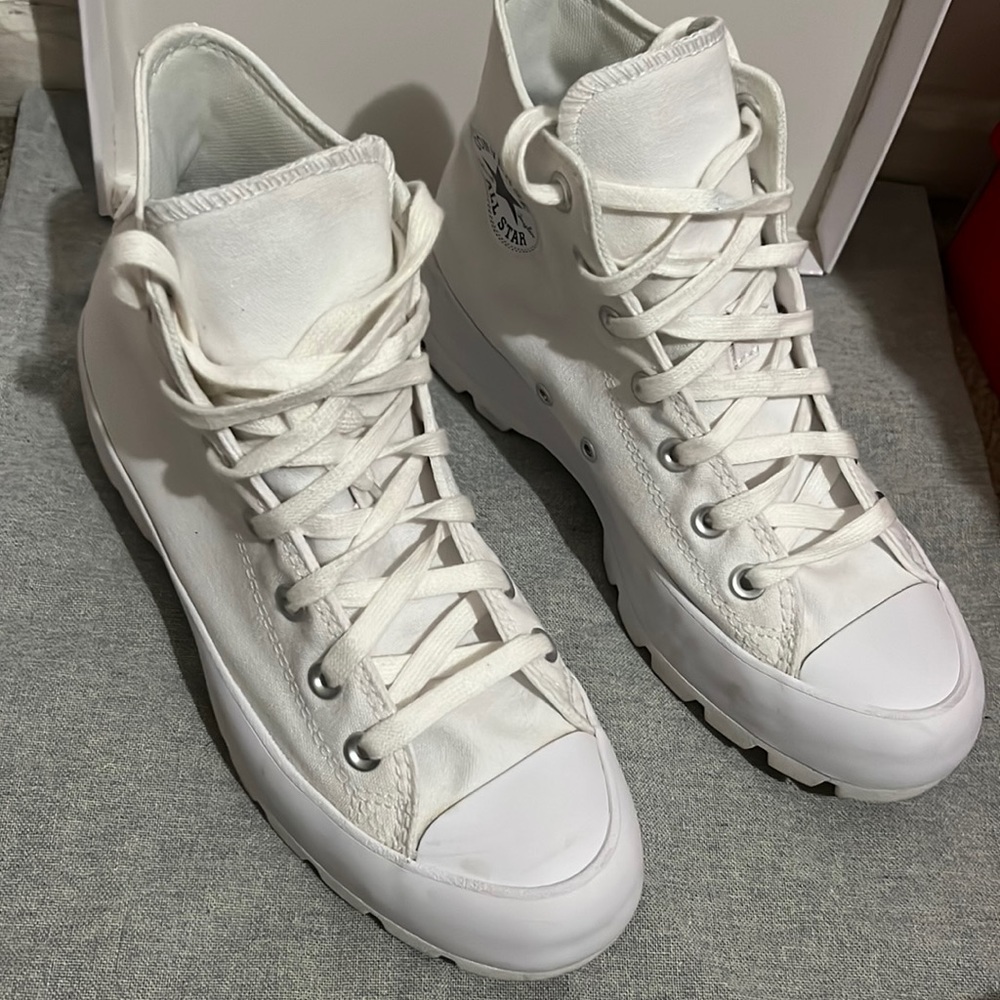 White canvas lugged Converse sneakers